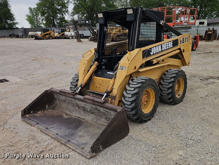 1998 John Deere 8875 skid steer loader - EO7267
