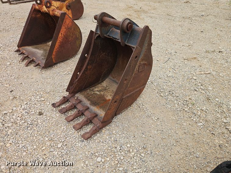 Caterpillar backhoe bucket - EO7271