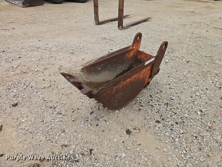 Backhoe bucket - EO7274