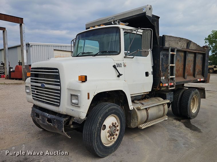 1995 Ford LN8000 dump truck - EO7298