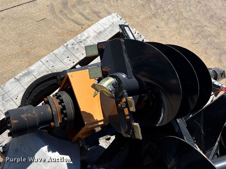 2025 Wolverine MAD-12-12D compact utility loader auger - ES8827