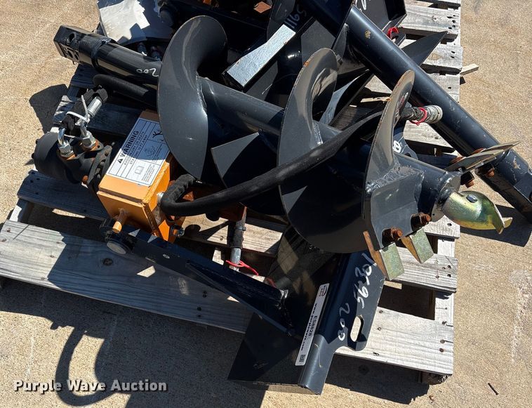 2025 Wolverine MAD-12-12D compact utility loader auger - ES8828