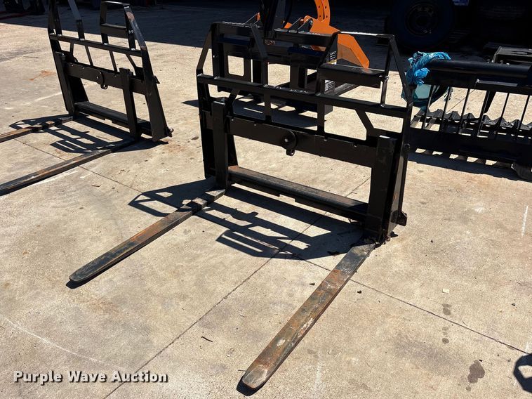 42" L telehandler forks - ES8847