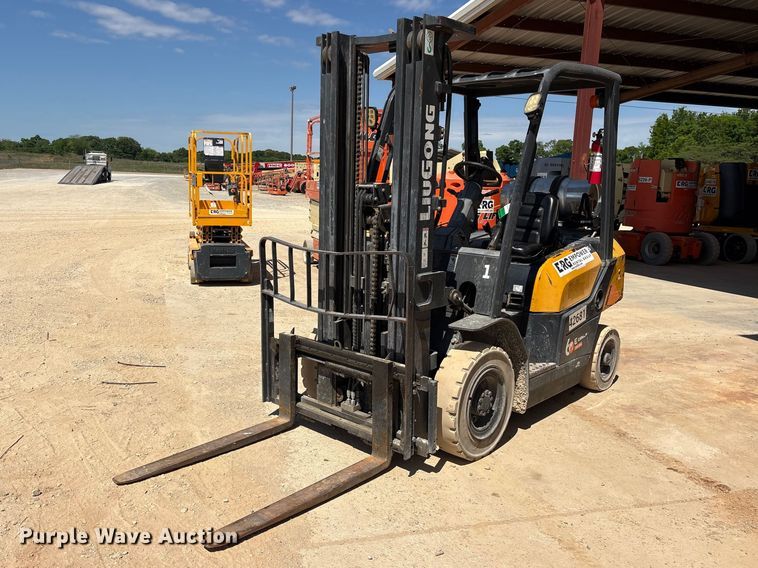LiuGong CLG2025G forklift - ES8898