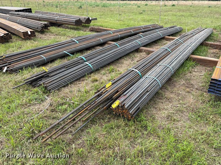 (199) joints of pipe - ES8972