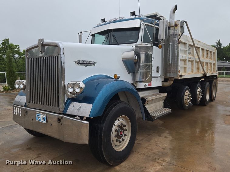 1995 Kenworth W9 Series dump truck - ET5057