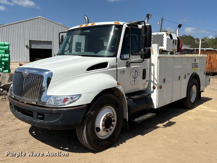 2005 International 4300 utility / service truck - EU0509