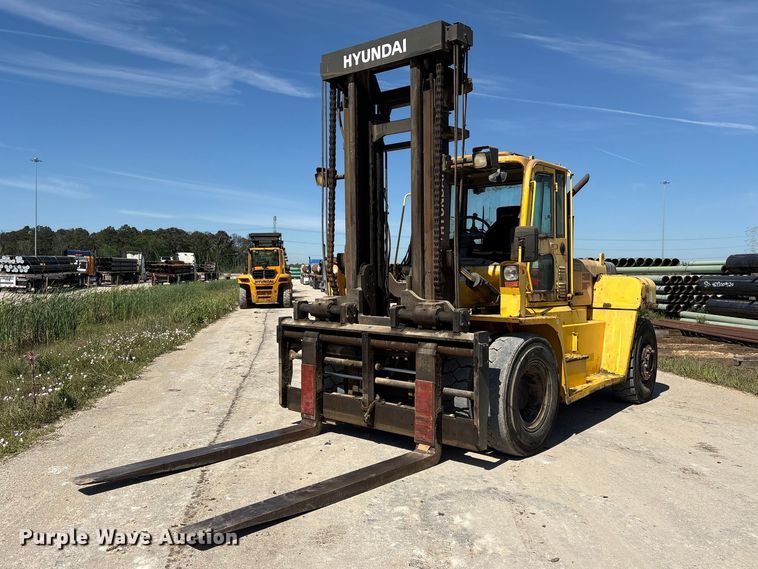 Hyundai 160D-7E forklift - EU7483