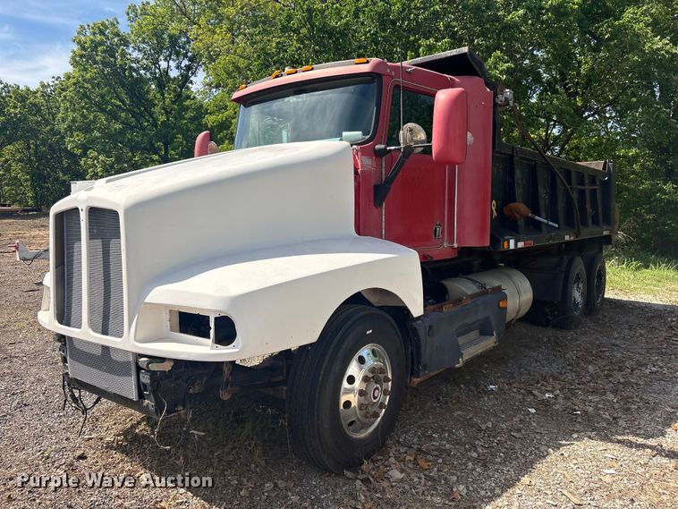 1994 Kenworth T600 dump truck - EV2921