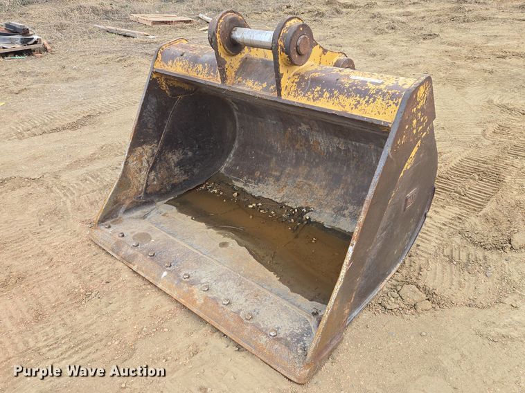 Caterpillar excavator bucket - EV5782