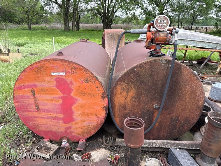 (3) fuel tanks - EV7721
