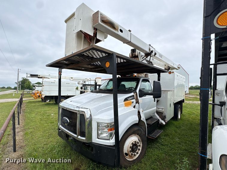 2019 Ford F750 Super Duty forestry bucket truck - EW1547