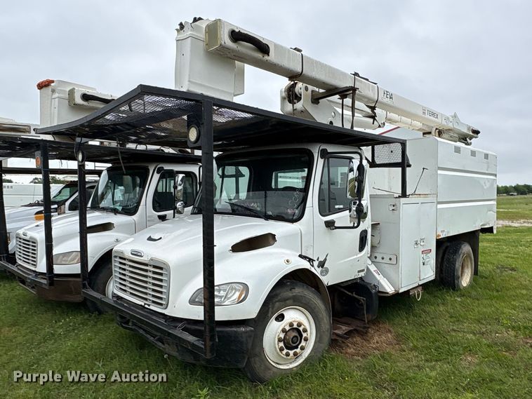 2011 Freightliner Business Class M2 forestry bucket truck - EW1549