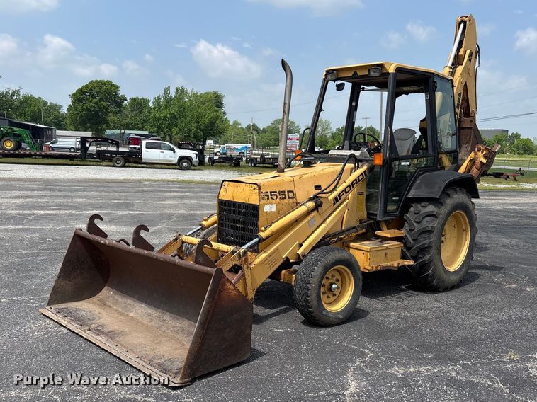 Ford 555D backhoe - EW1557