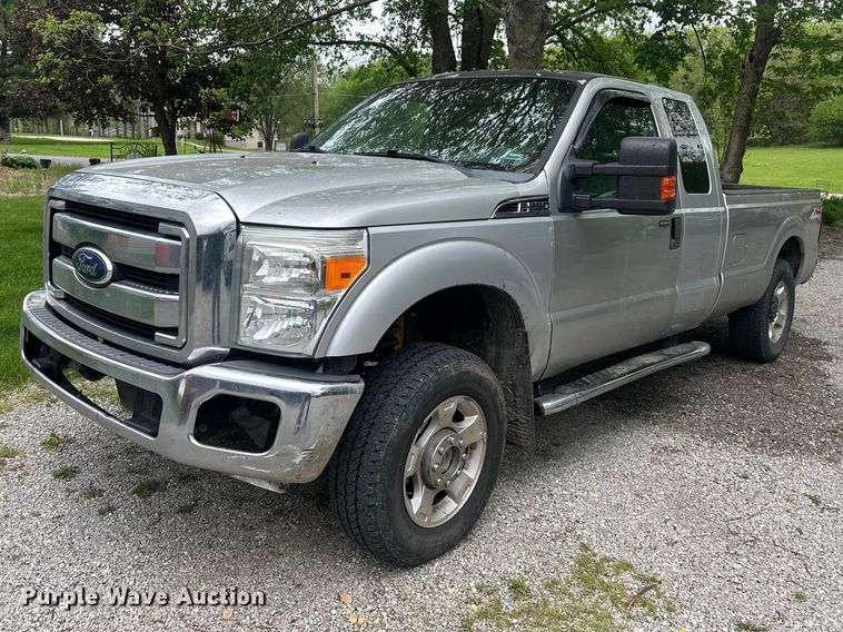 2012 Ford F250 Super Duty Ext. Cab pickup truck - EW2028