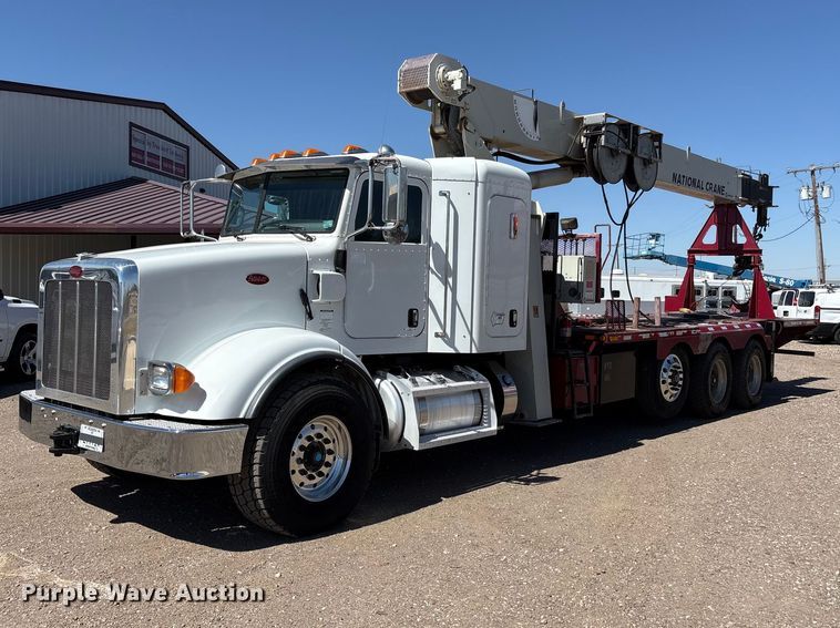 2014 Peterbilt 365 crane truck - FC2196