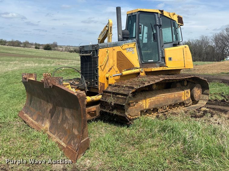 2010 John Deere 750J LGP Dozer - FC4574