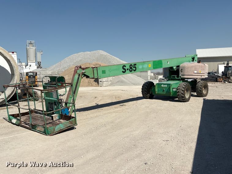 2007 Genie S-85 boom lift - FG2825