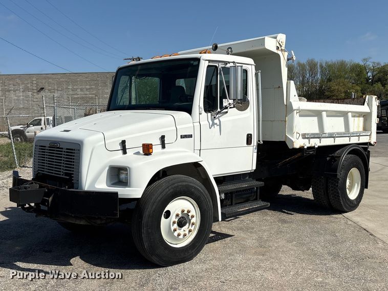2003 Freightliner FL80 dump truck - FG2911