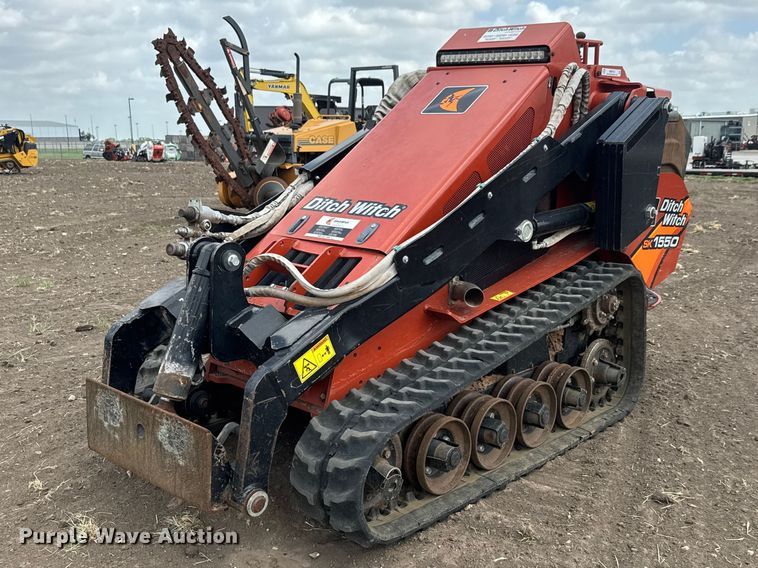 2018 Ditch Witch SK1550 compact utility loader - MX9118
