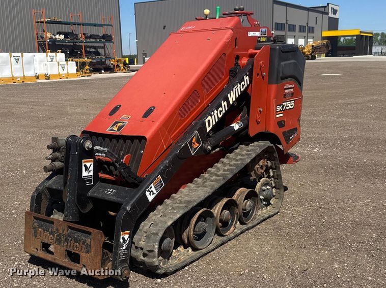 Ditch Witch SK755 Compact utility loader - MX9137