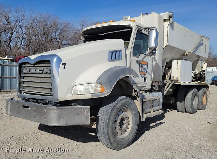 2019 Mack Granite volumetric concrete mixer truck - YA2181