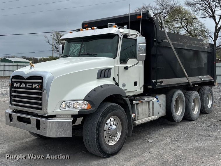 2023 Mack GR64B dump truck - YA2719