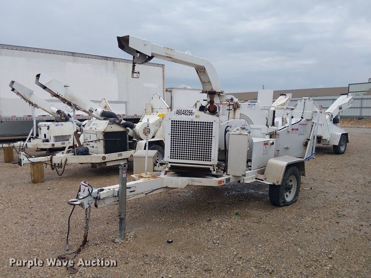 2020 Bandit 200UC wood chipper - YA2809