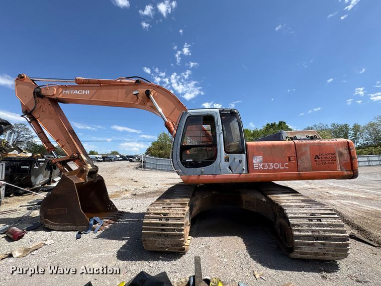 2000 Hitachi EX330LC-5 excavator - YA3029