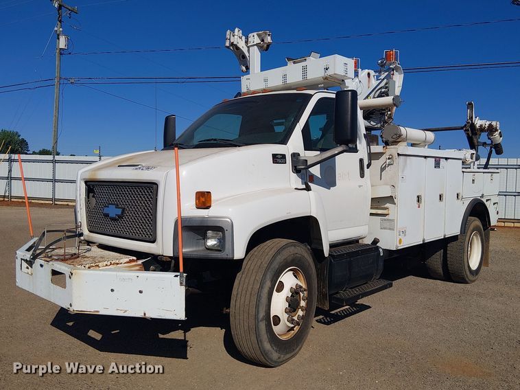 2006 Chevrolet C7500 bucket truck - YA3103