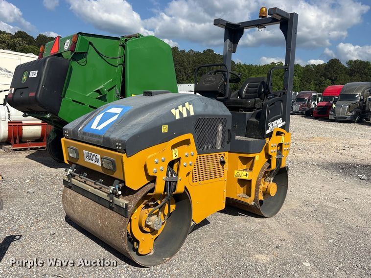 2021 XCMG XMR303S double drum vibratory roller - YA3265