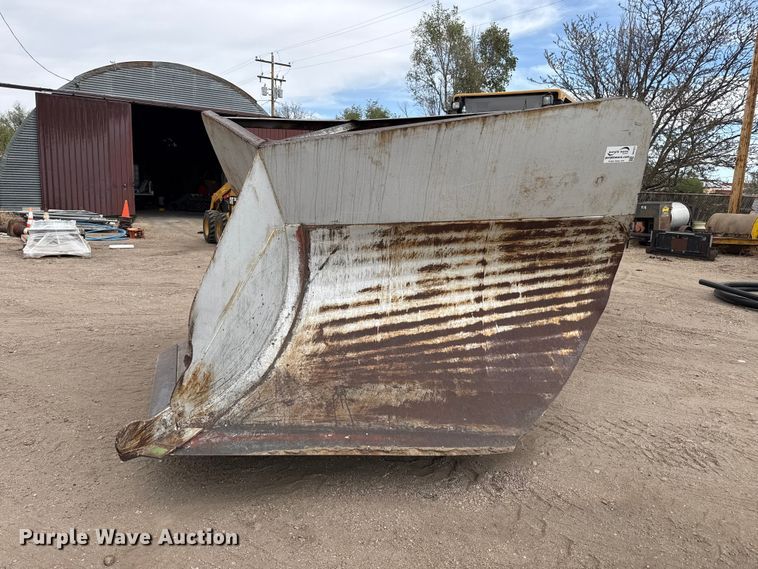 12' W v-plow - DH1977