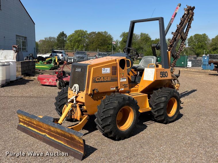 2000 Case 560 trencher - DT0170