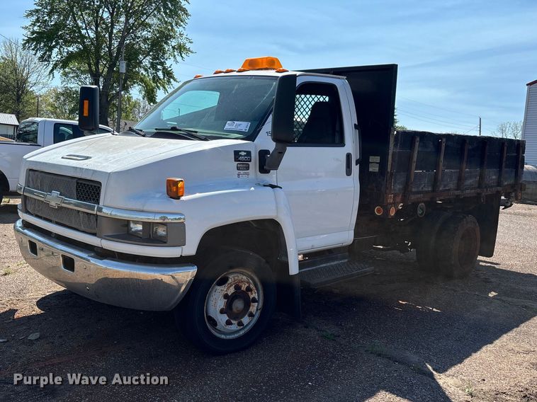 2007 Chevrolet C4500 flatbed truck - DT0175