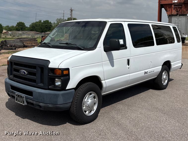 2014 Ford E350 van - DT0240