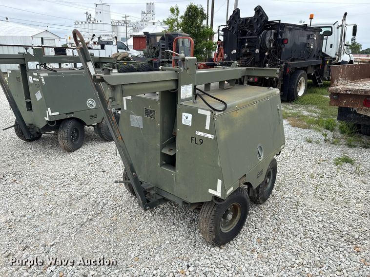 1999 T&J FL-1D light plant - ET6031