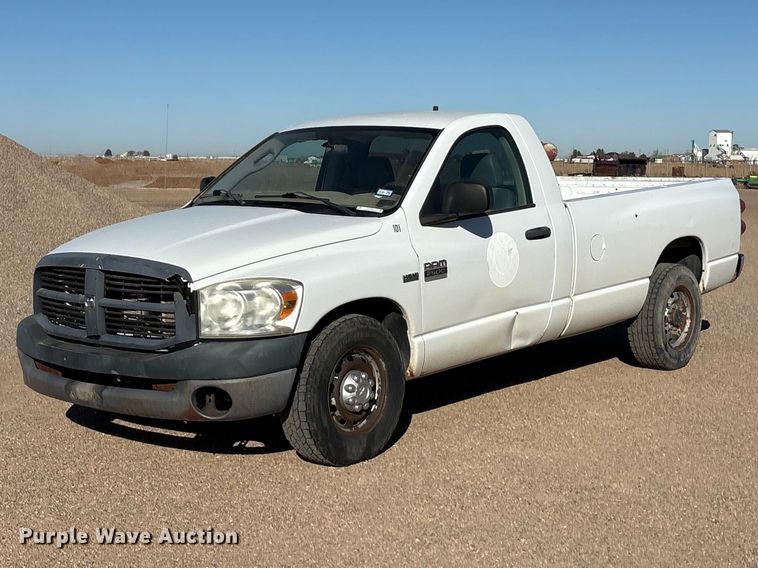 2008 Dodge Ram 2500 pickup truck - EU0430