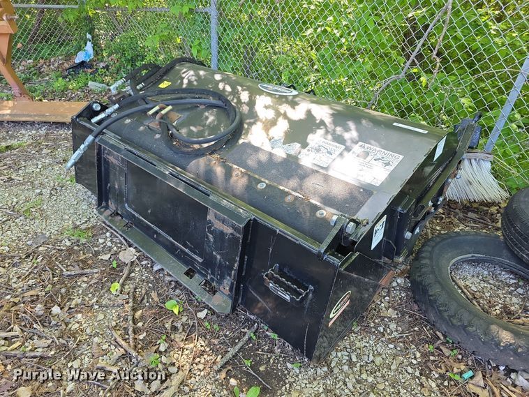 Quick Attach 76" W skid steer broom - EV2085
