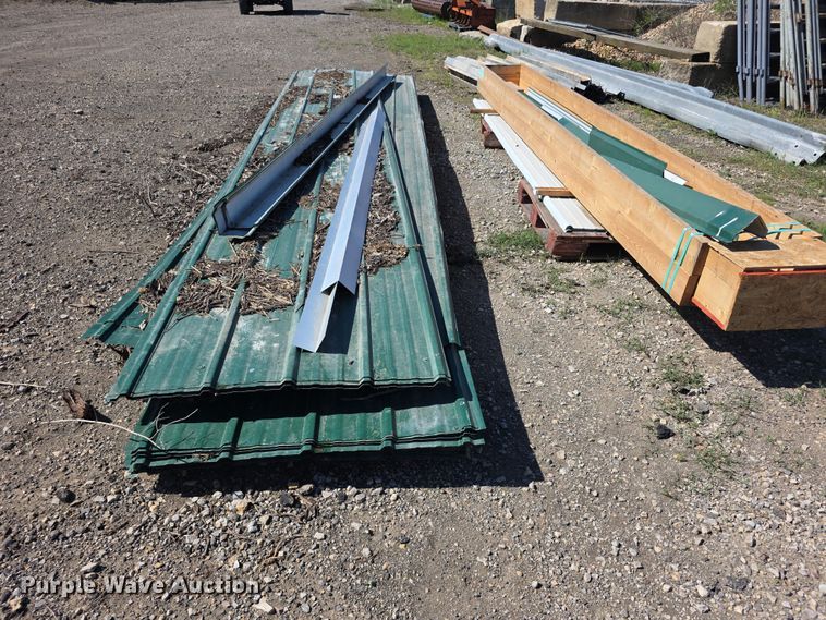 Metal siding/roofing - EV2144