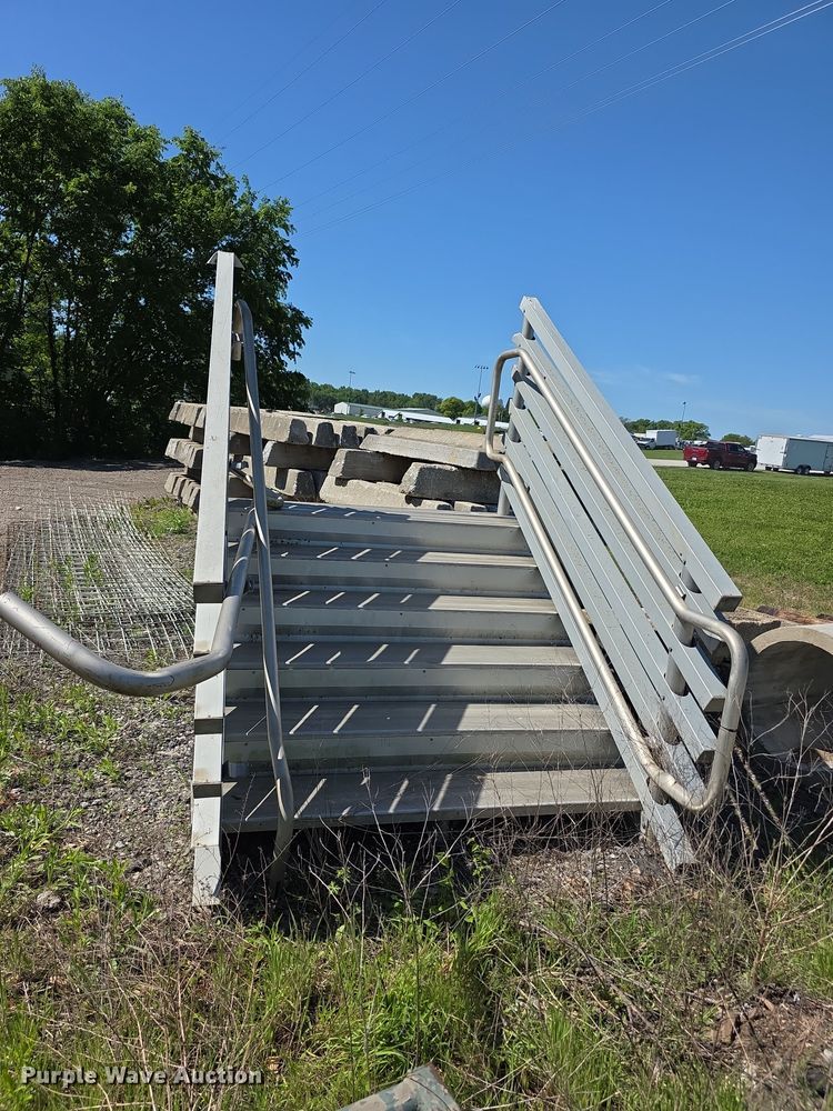 Alum-A-Stand  stair case - EV2149