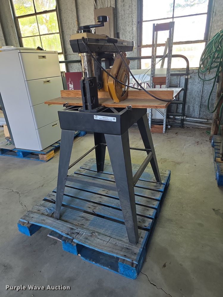 Dewalt 7730 radial arm saw - EV2151