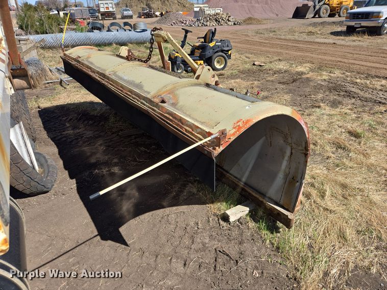 Falls PR1243 plow - EV5857