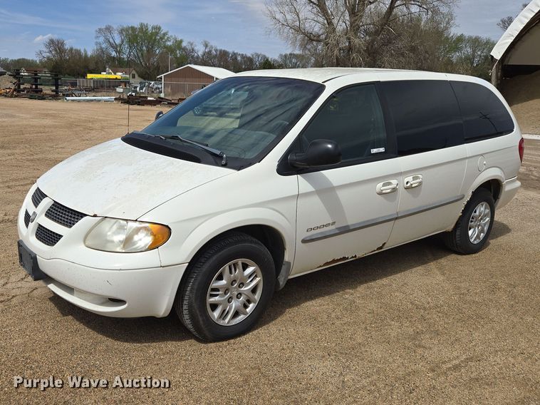2001 Dodge Grand Caravan van - EV5968