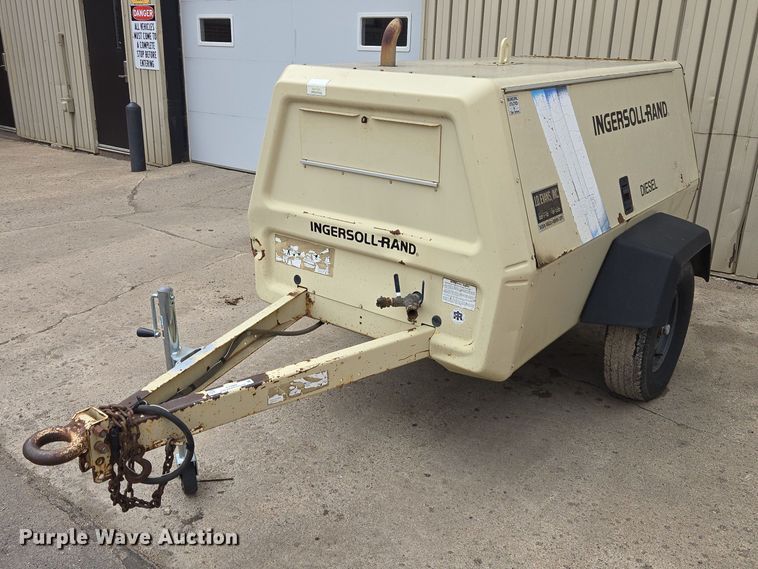 1996 Ingersoll Rand 185 air compressor - EV5984