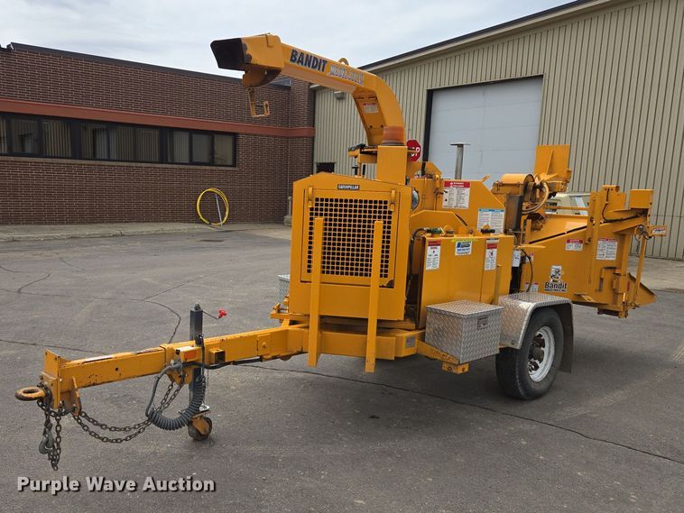 2012 Bandit 200XP wood chipper - EV5985