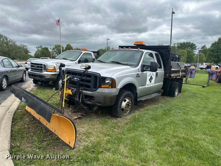 2006 Ford F350 Super Duty Ext. Cab dump bed pickup truck - EW2023