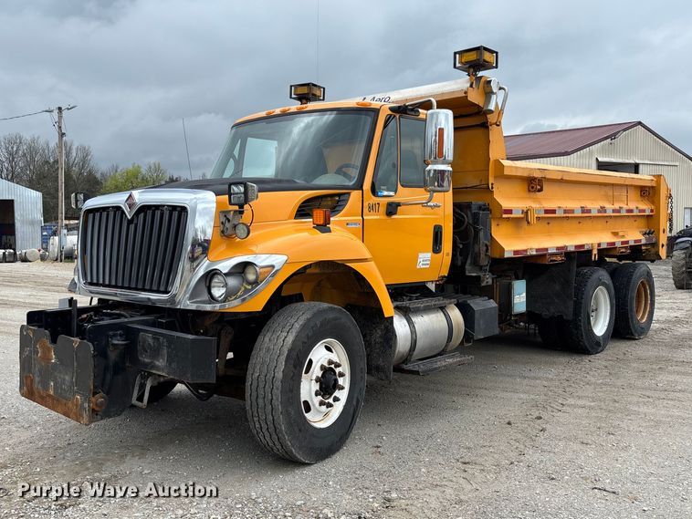 2010 International 7500 dump truck - FB3411