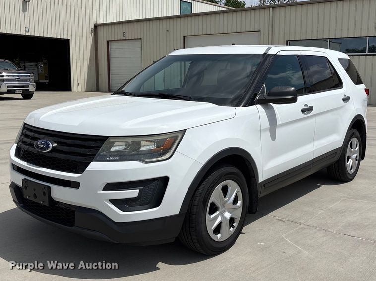 2016 Ford Explorer Police SUV - FB3658