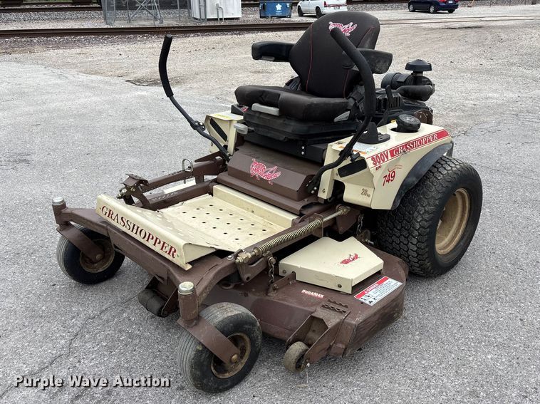 Grasshopper 300v ZTR lawn mower - FB3662