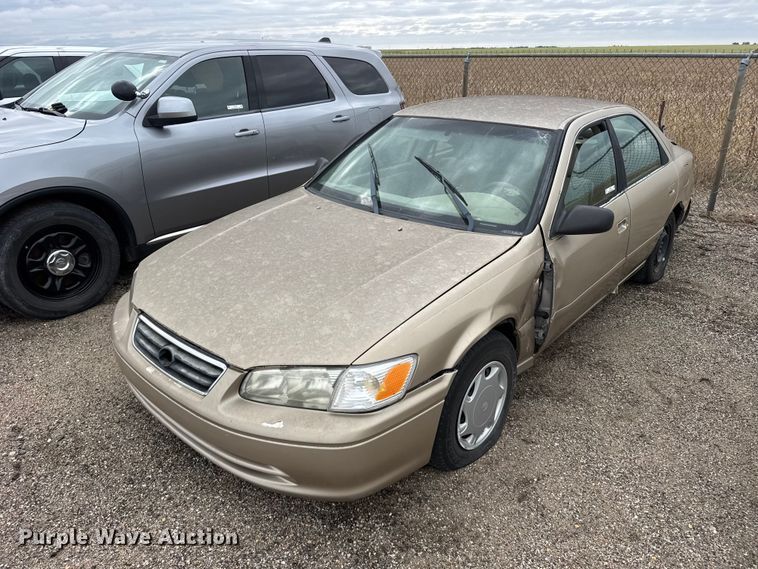 2000 Toyota Camry  - FB7290